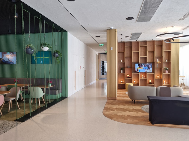Holiday Inn